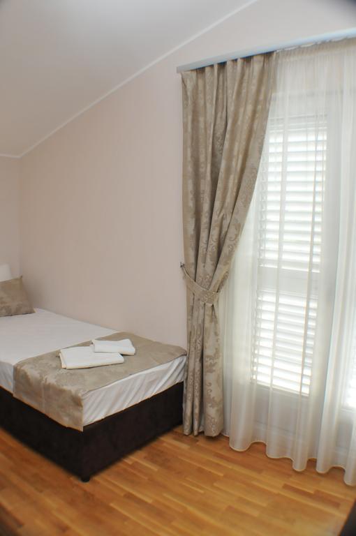 M-Club Hotel Budva Quarto foto
